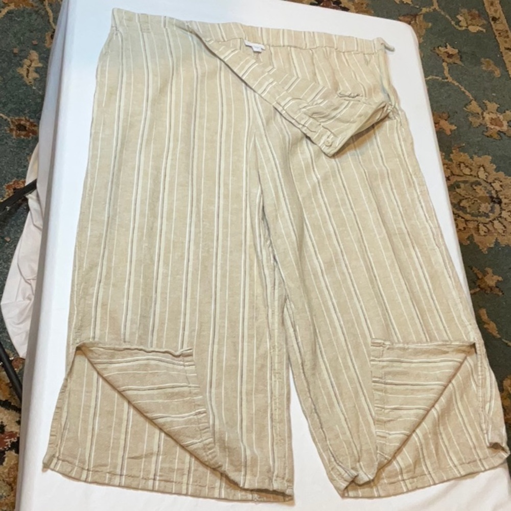 J. Jill Striped Wide Leg Pants in Olive Green and Cream capri - Picture 7 of 7